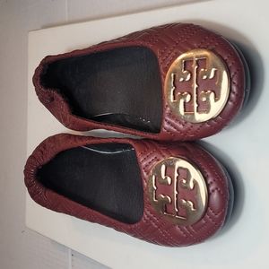 Quilted Burgundy Leather Ballet Flats with Gold Emblem